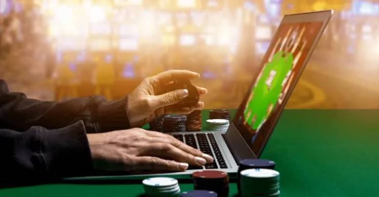 Δύο Κόσμοι Ψυχαγωγίας Τα Ξένα Καζίνο Online Δύο Κόσμοι Ψυχαγωγίας Τα Ξένα Καζίνο Online